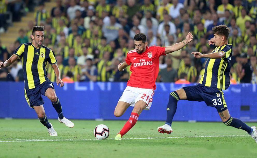 9游官网入口-包含赛地聚焦——葡超赛前热度飙升；洛杉矶湖人状态回暖；话题不断；身体对抗强度拉满的词条